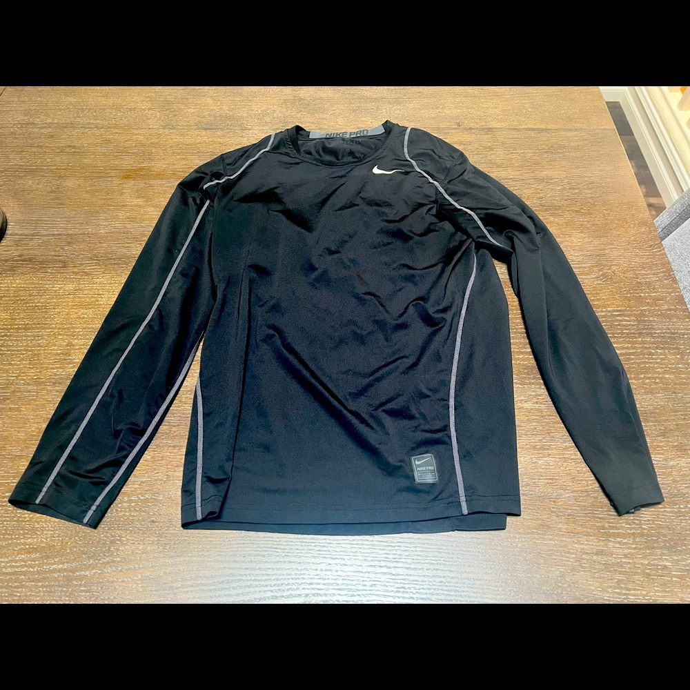 Mens Nike top like new